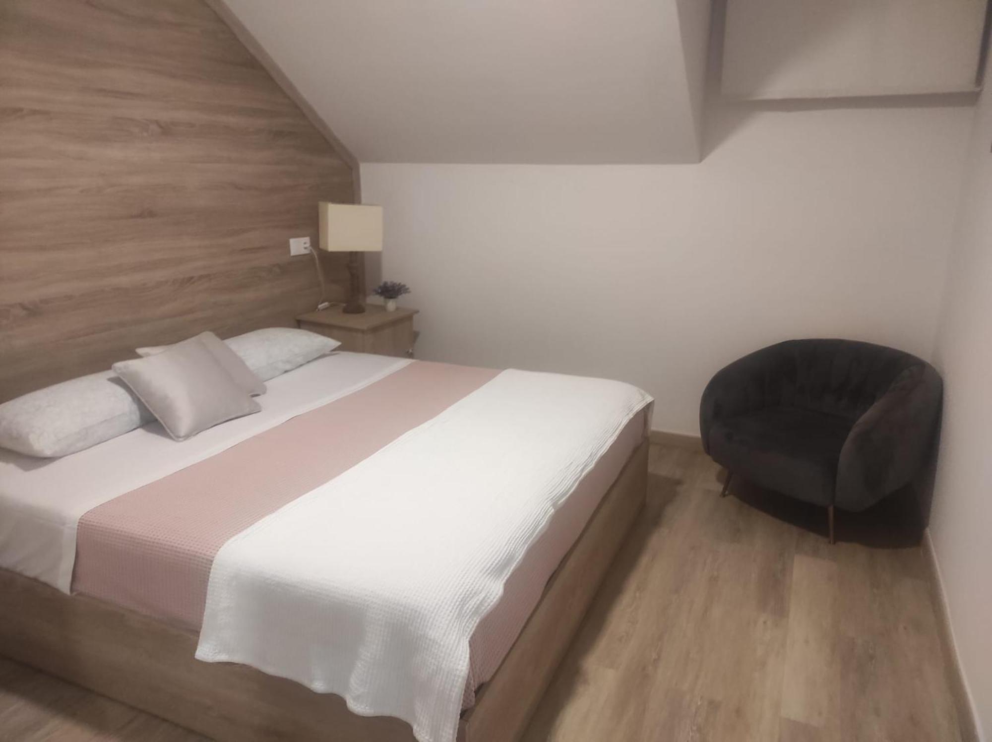 Hotel Apartamentos Seven Rooms Punta Umbría Εξωτερικό φωτογραφία